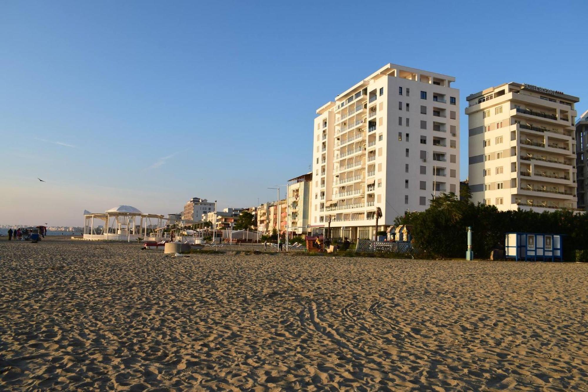 Brisa Del Mar Beachfront *