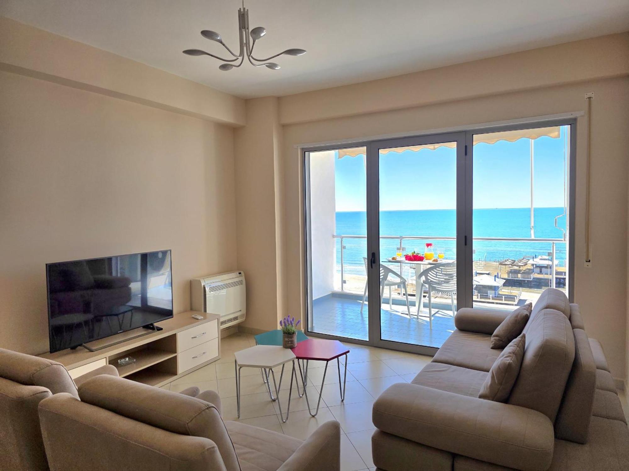 Brisa Del Mar Beachfront *
