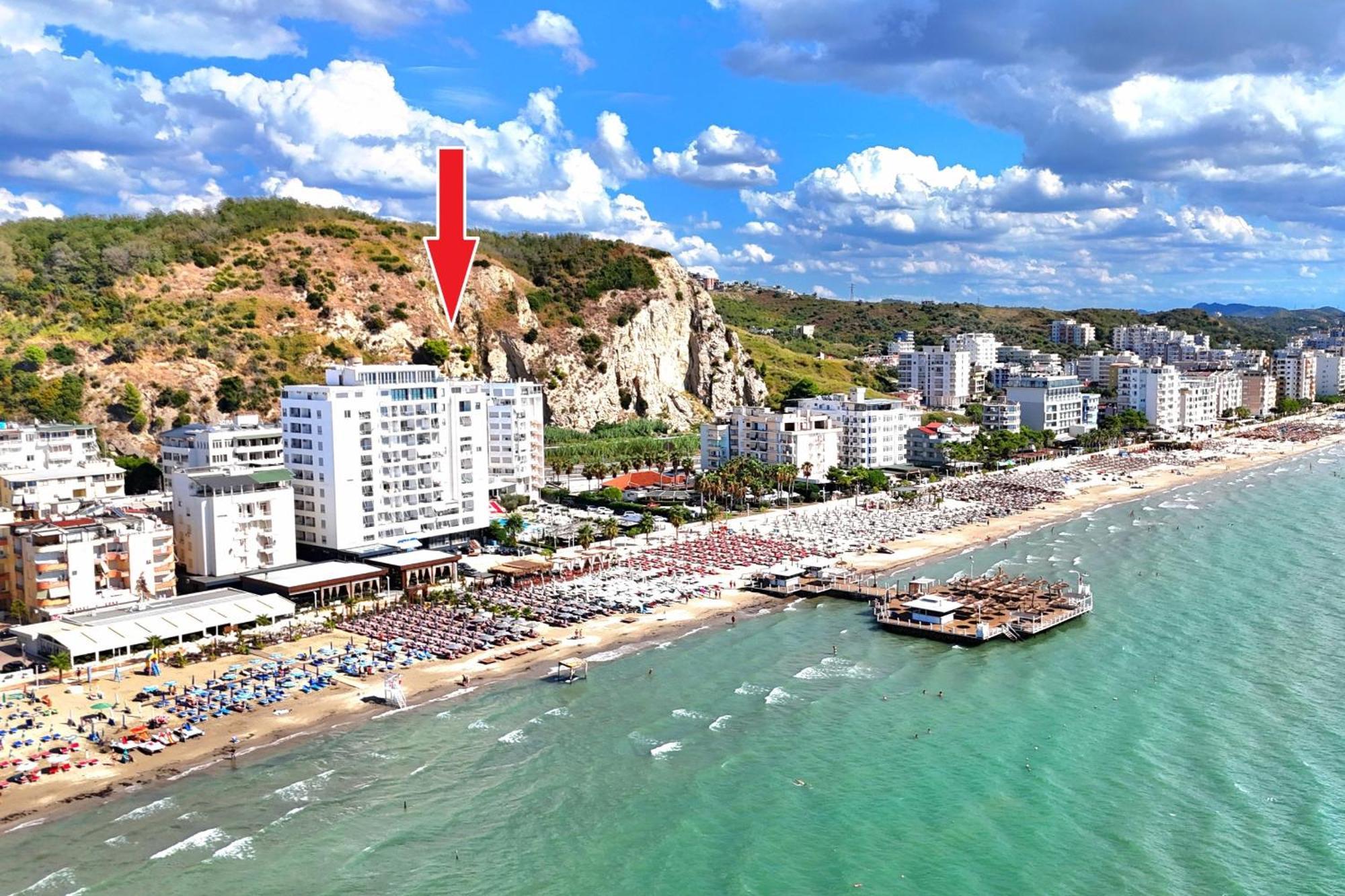 Brisa Del Mar Beachfront